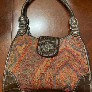 PURSE FOR SALE $100 BUCKS